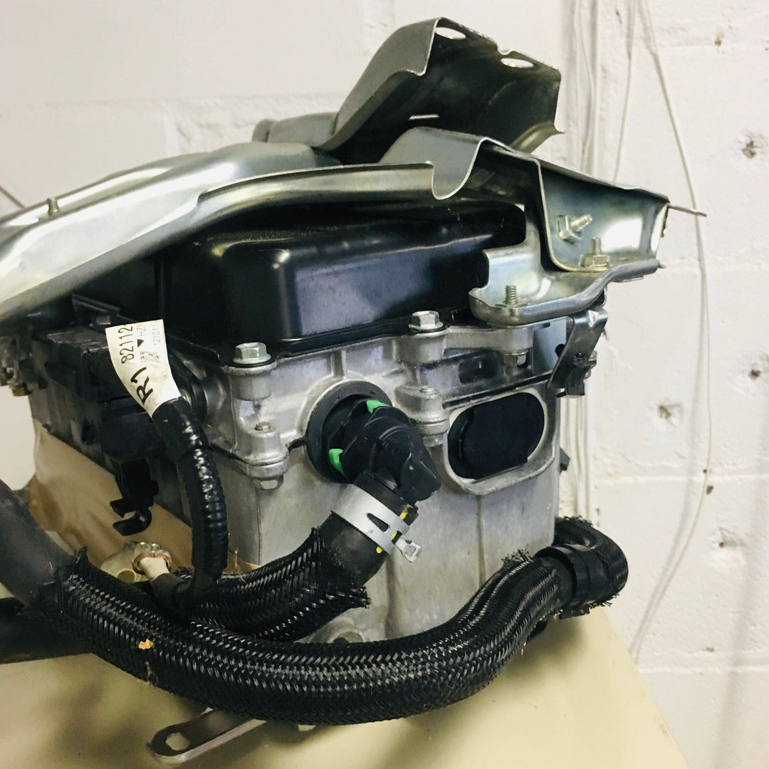 Toyota Prius 2016 1.8L Hybrid Dc Inverter Assembly - # G9200-47410 Toyota prius Hybrid Invertor G9200-47410 JDM Engine Zone