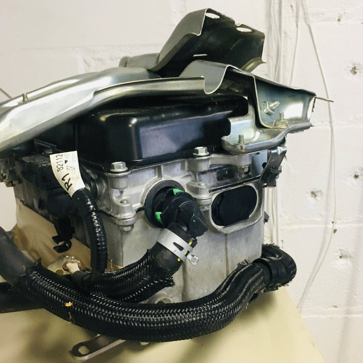 Toyota Prius 2016 1.8L Hybrid Dc Inverter Assembly - # G9200-47410 Toyota prius Hybrid Invertor G9200-47410 JDM Engine Zone