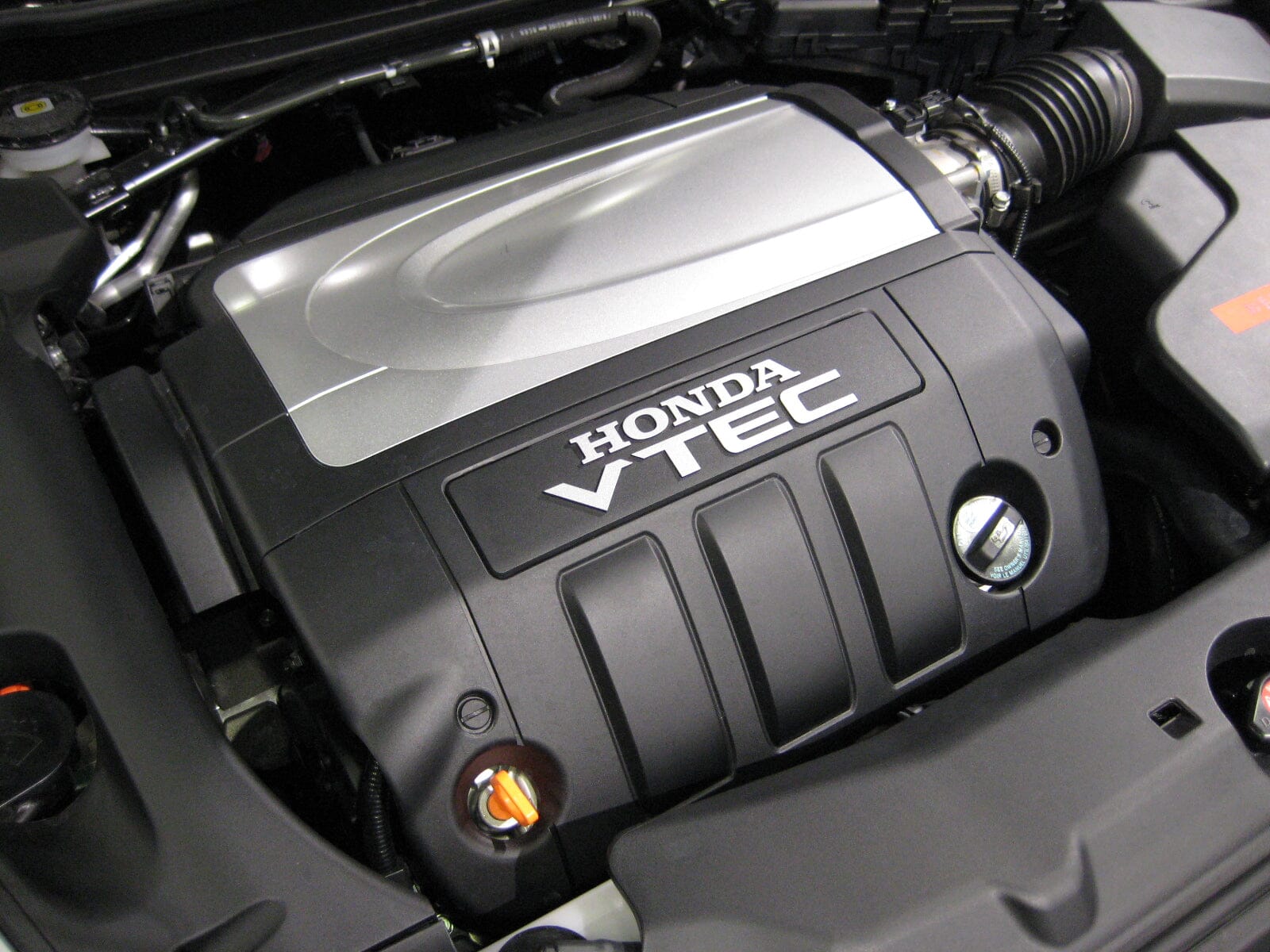 Honda's J35: Unlocking the Performance Behind This V6 – JDM Engine Zone