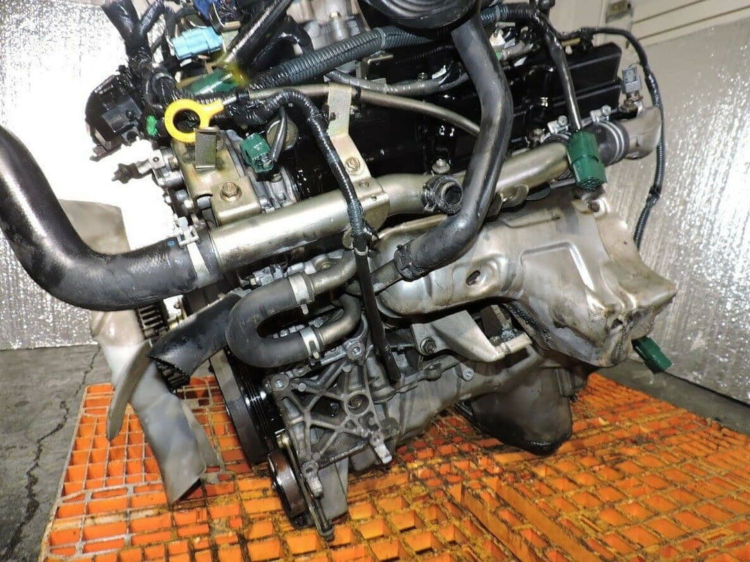 Nissan Pathfinder 2003-2004 3.5L V6 JDM Engine - VQ35DE Nissan pathfinder 3.5L vq35 JDM Engine Zone   